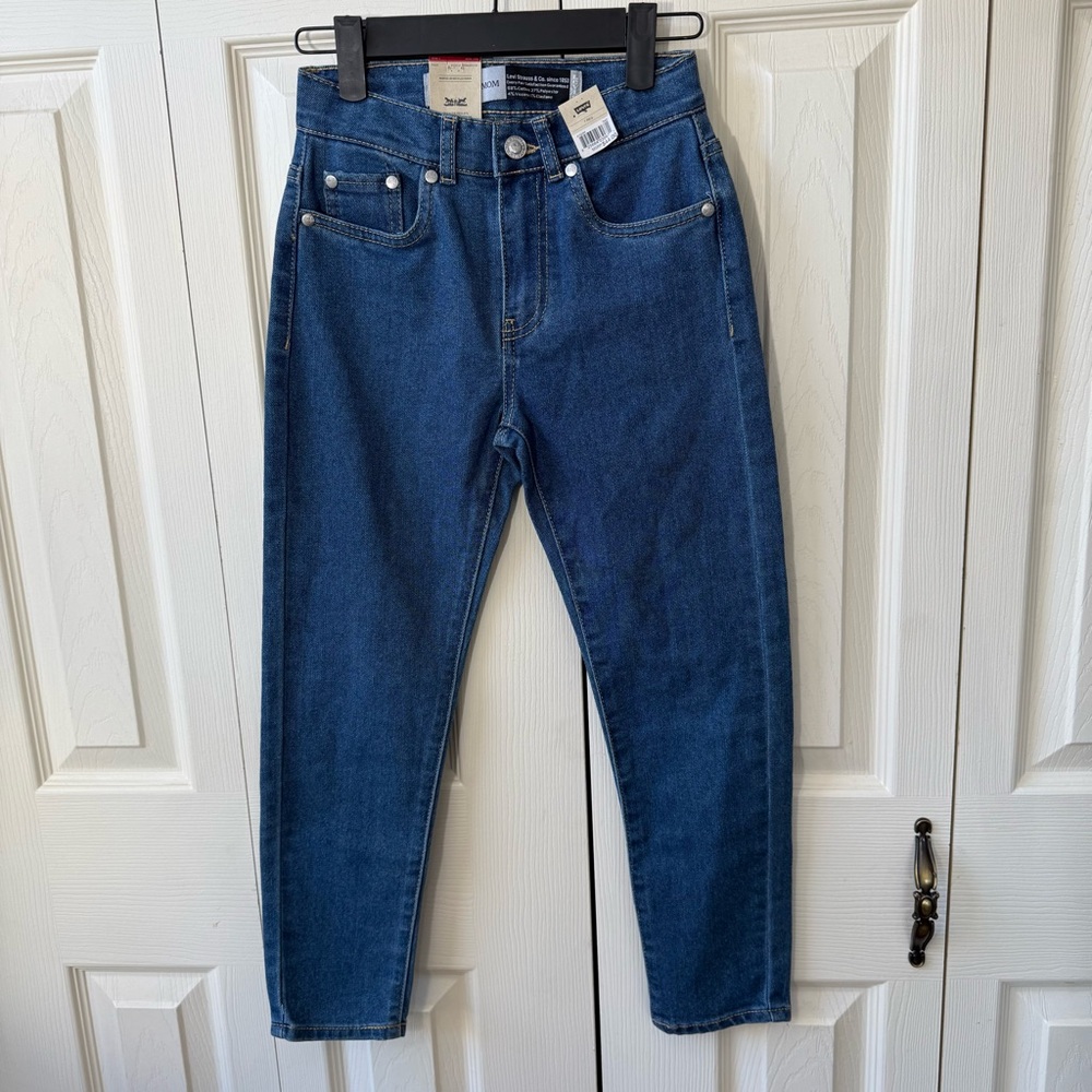 Levi’s Silver Tab Mini Mom Jeans Girls Size 7 High Waist